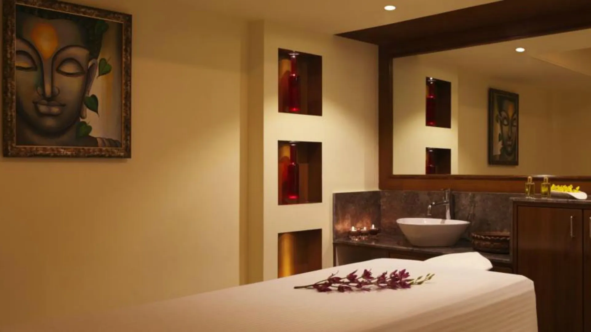 Lemon Tree Hotel Chandigarh 4*,