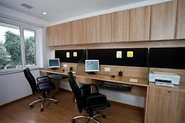 Lemon Tree Hotel Chandigarh India